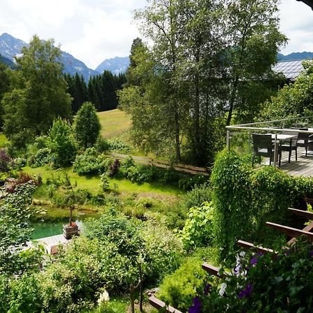 Boutique Hotel Herzhof - Garni-Appartements - Adults Only Riezlern Zewnętrze zdjęcie