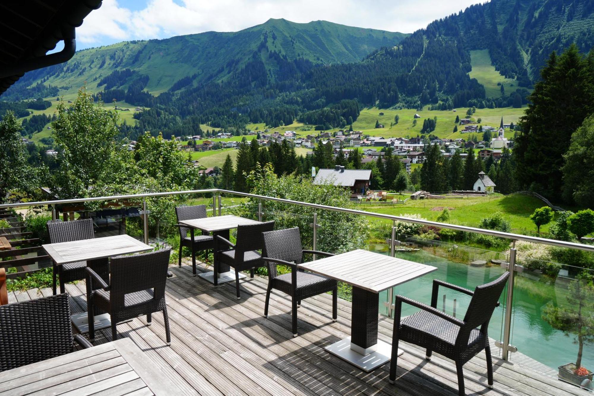 Boutique Hotel Herzhof - Garni-Appartements - Adults Only Riezlern Zewnętrze zdjęcie