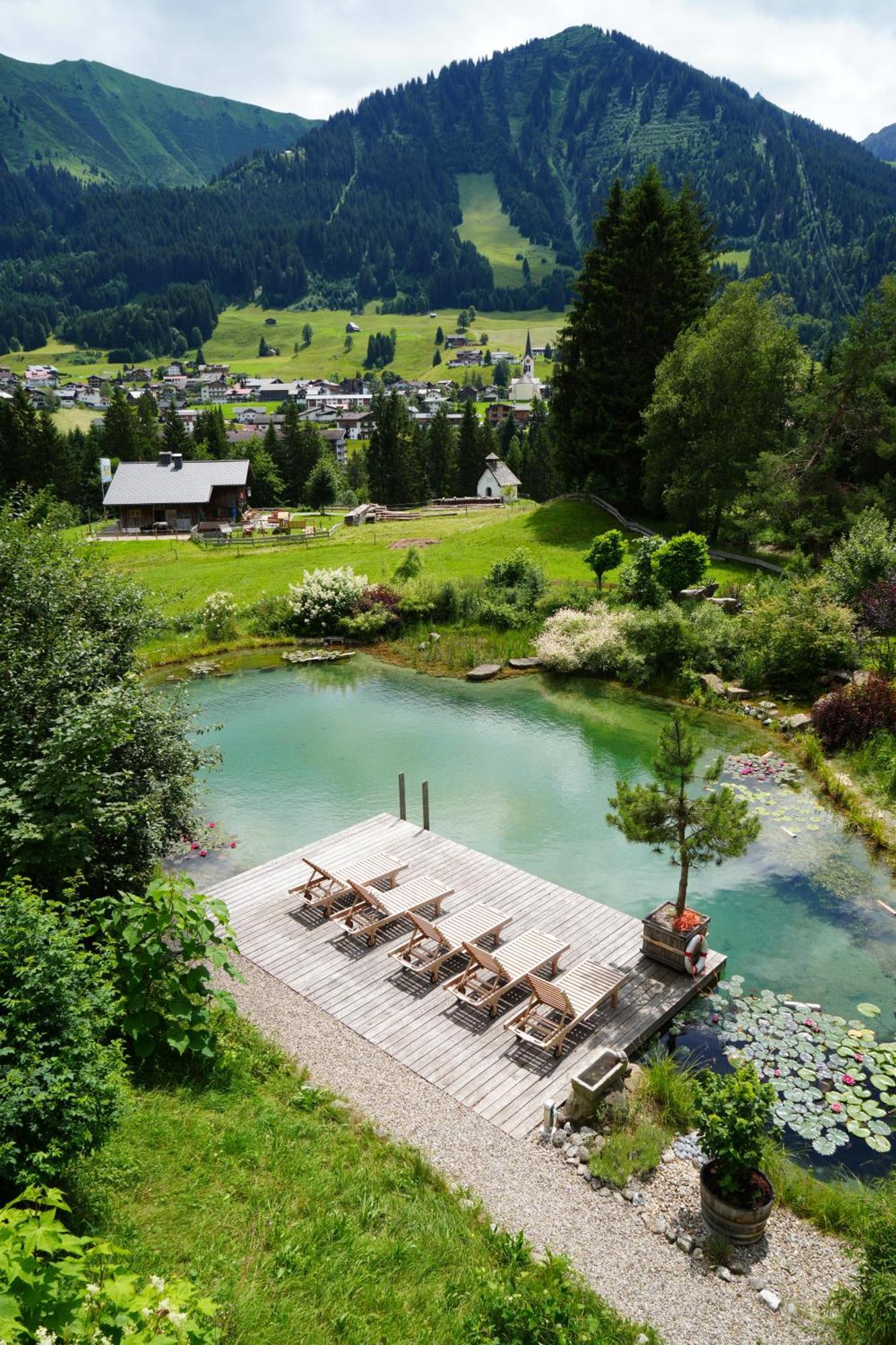 Boutique Hotel Herzhof - Garni-Appartements - Adults Only Riezlern Zewnętrze zdjęcie