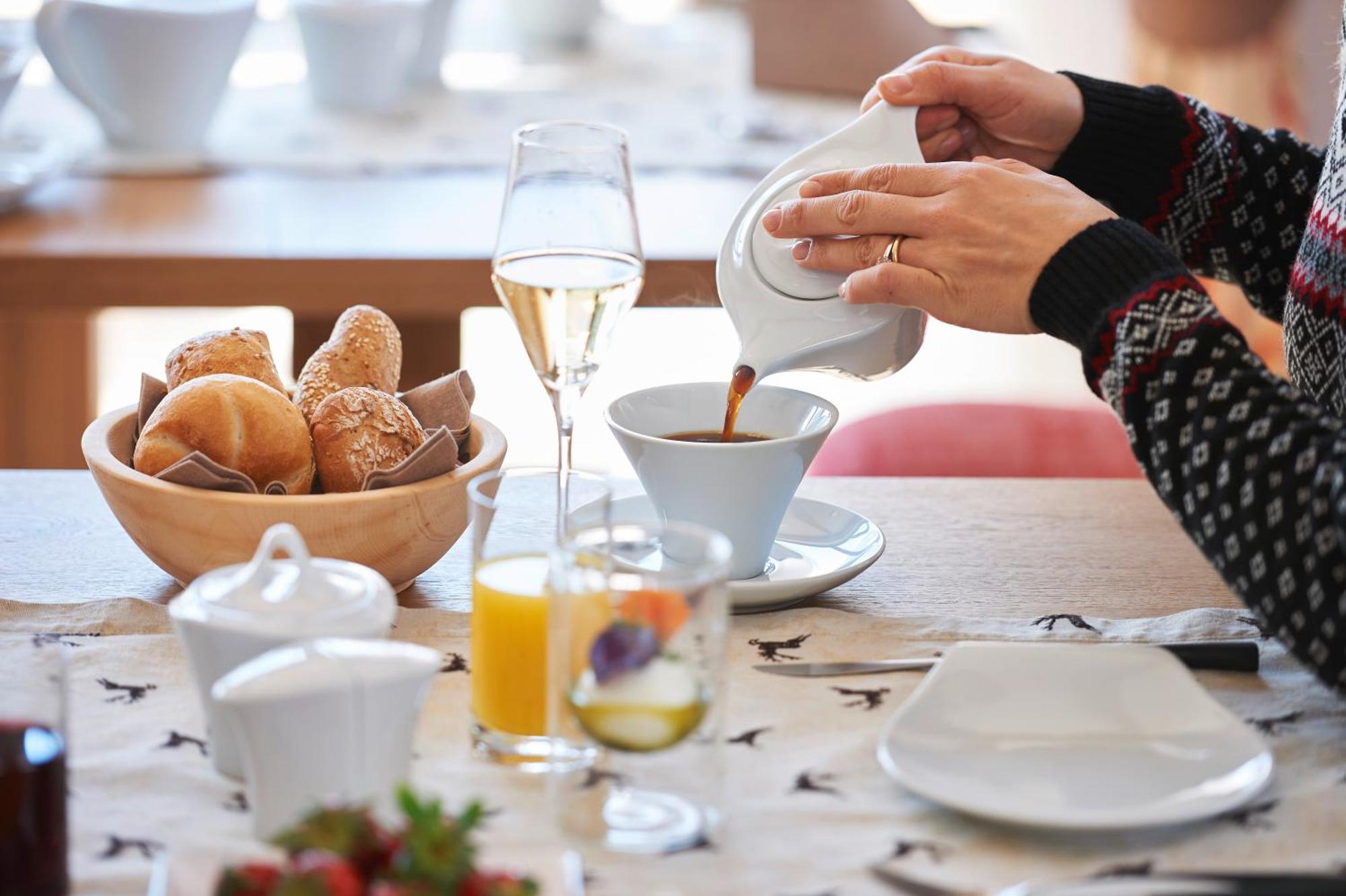 Boutique Hotel Herzhof - Garni-Appartements - Adults Only Riezlern Zewnętrze zdjęcie