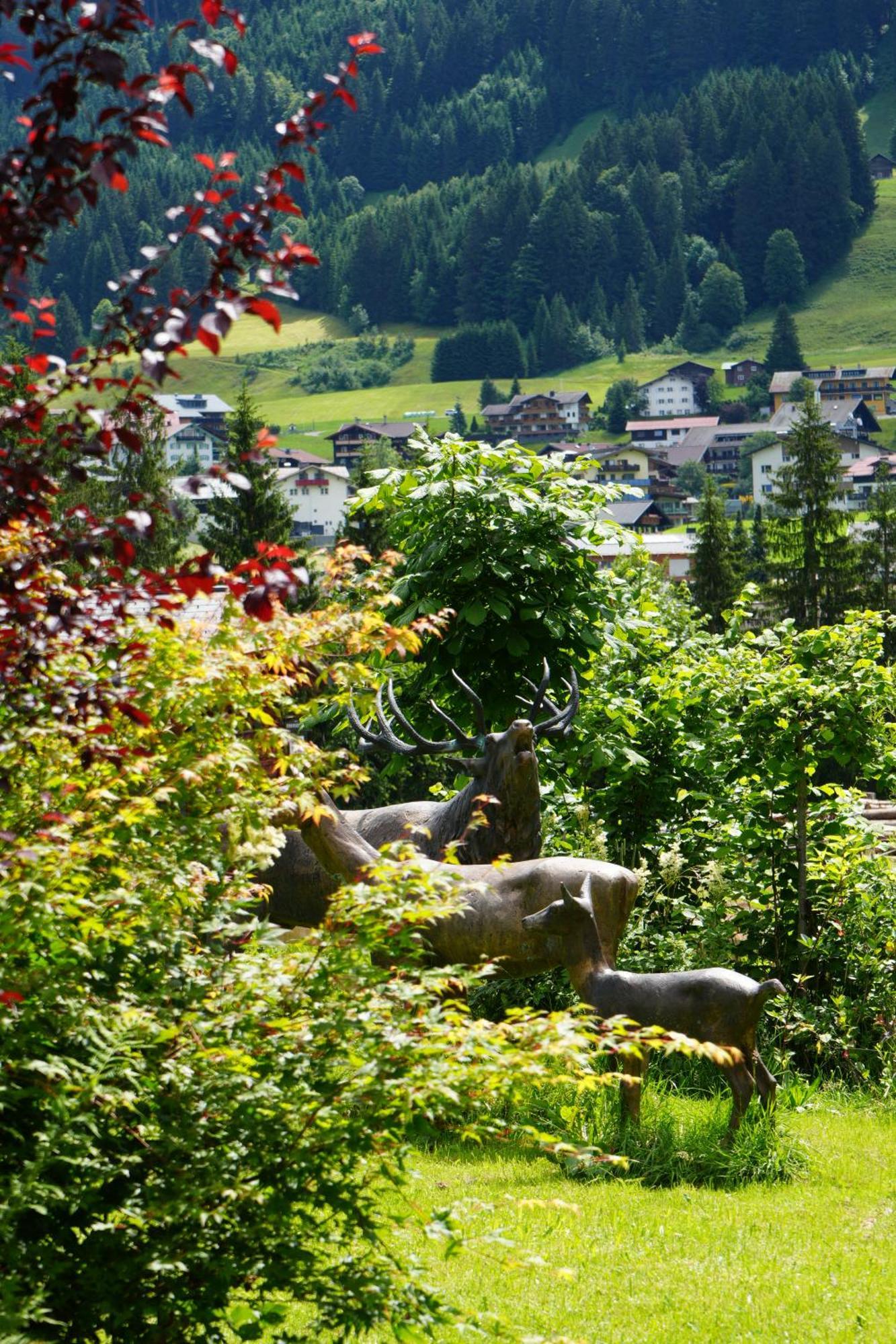 Boutique Hotel Herzhof - Garni-Appartements - Adults Only Riezlern Zewnętrze zdjęcie