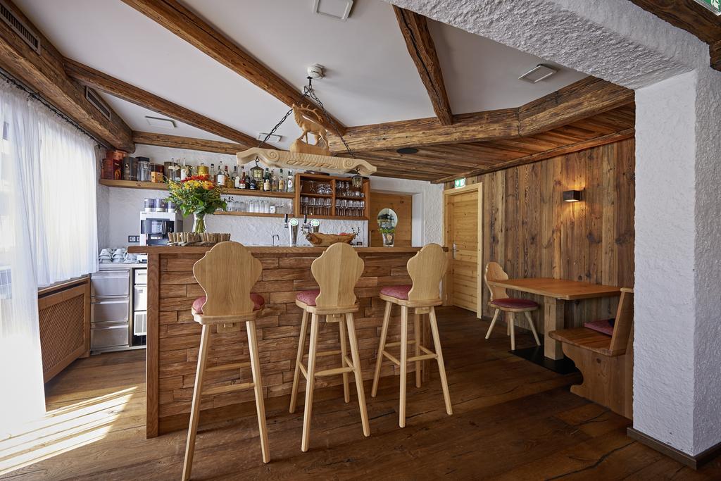 Boutique Hotel Herzhof - Garni-Appartements - Adults Only Riezlern Zewnętrze zdjęcie